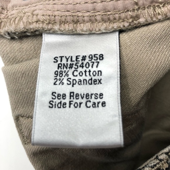 CAbi 958 Low Rise Stretch Diamondback Snakeskin Print Skinny Jeans - Picture 11 of 12